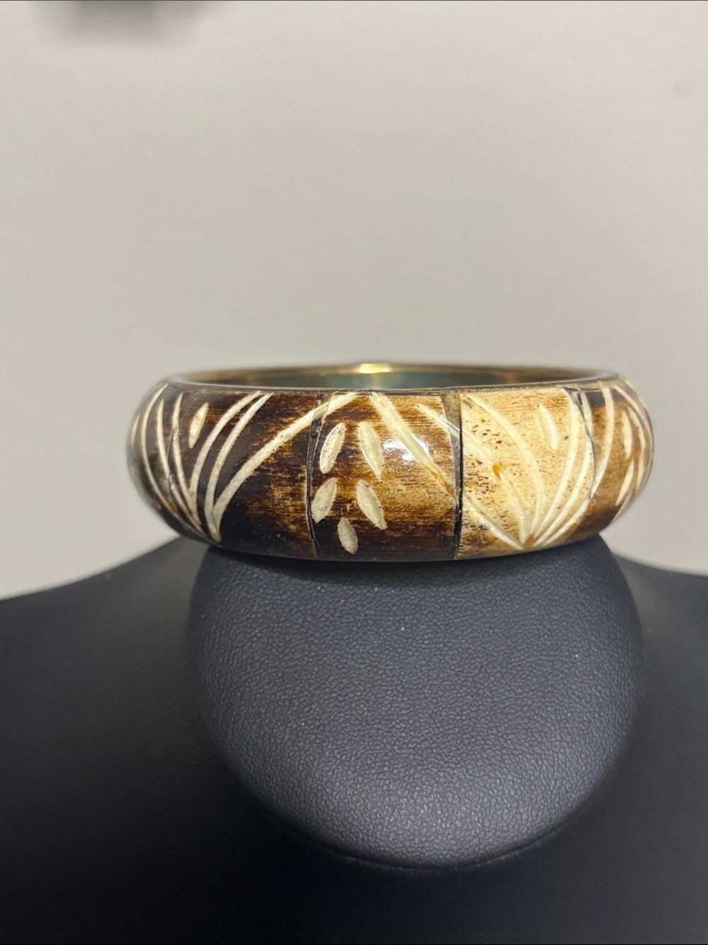 Artisan Hand-Carved Brown and Cream Floral Resin Bangle Bracelet Boho